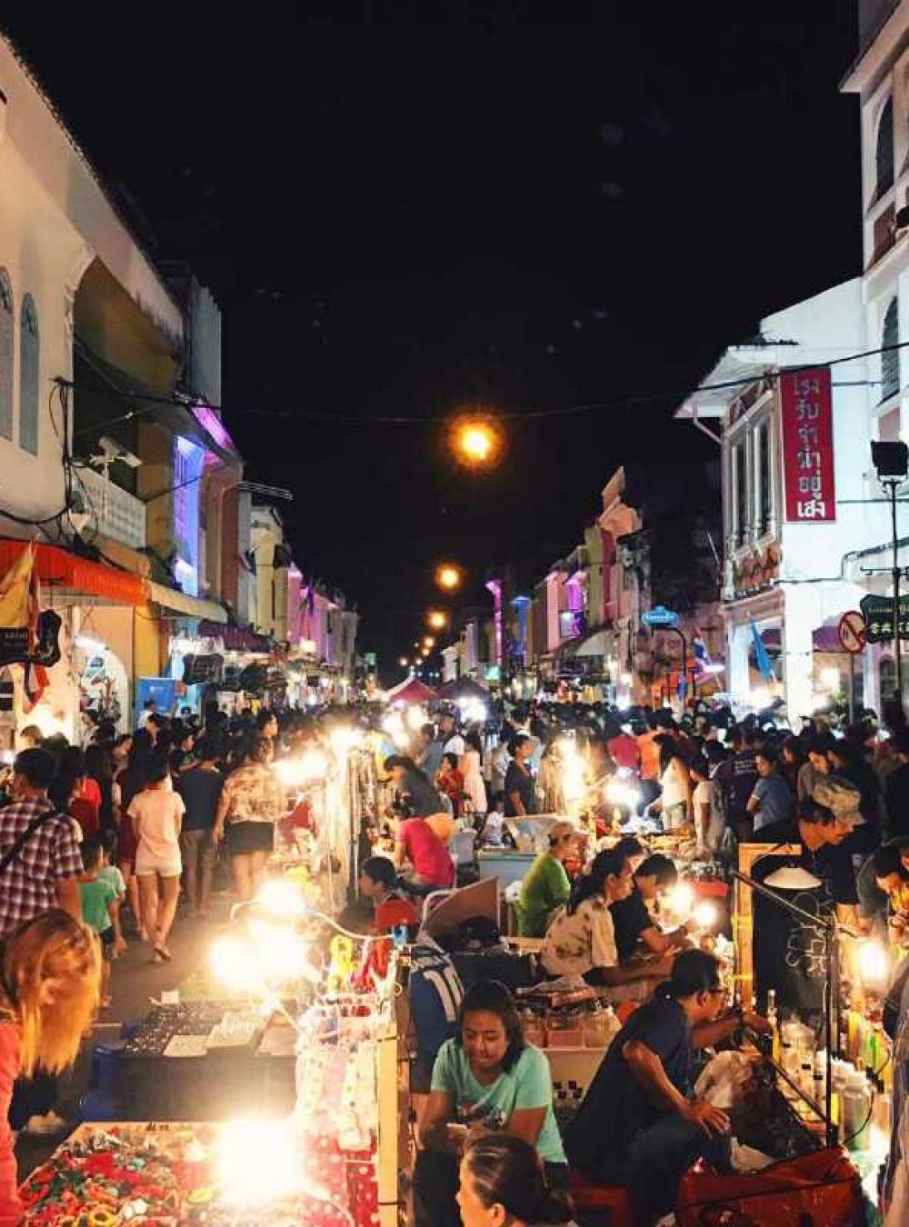 Phuket-Walking-Street_