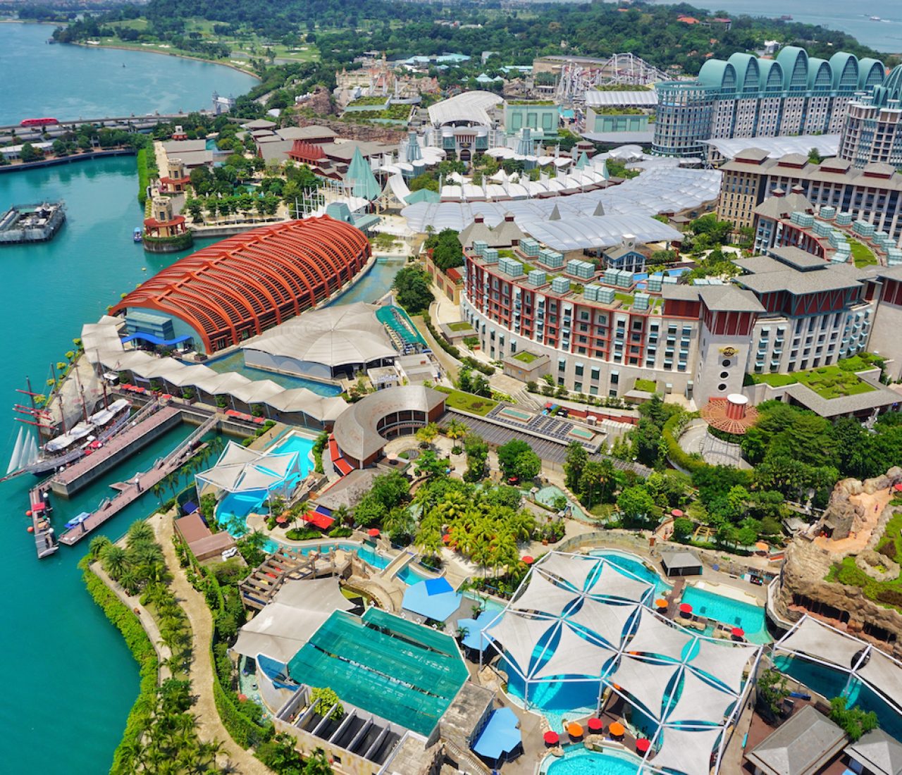 Sentosa Islanda Singapore Helm Holidays