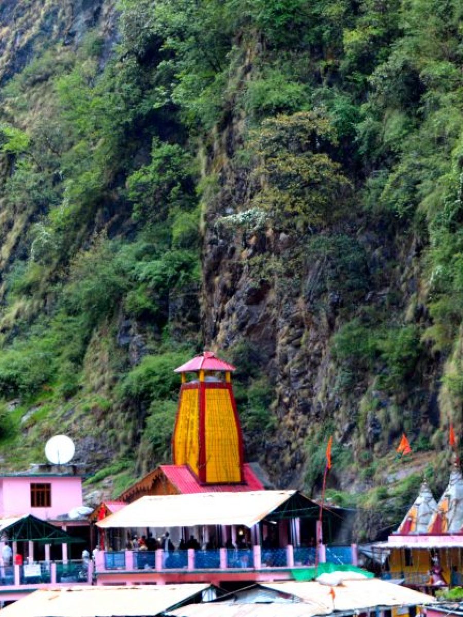 Yamunotri Dham-helm holidays