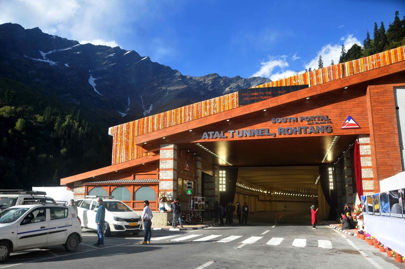 Day 6: Chandartal- Atal Tunnel - Manali [6 hrs]: 
