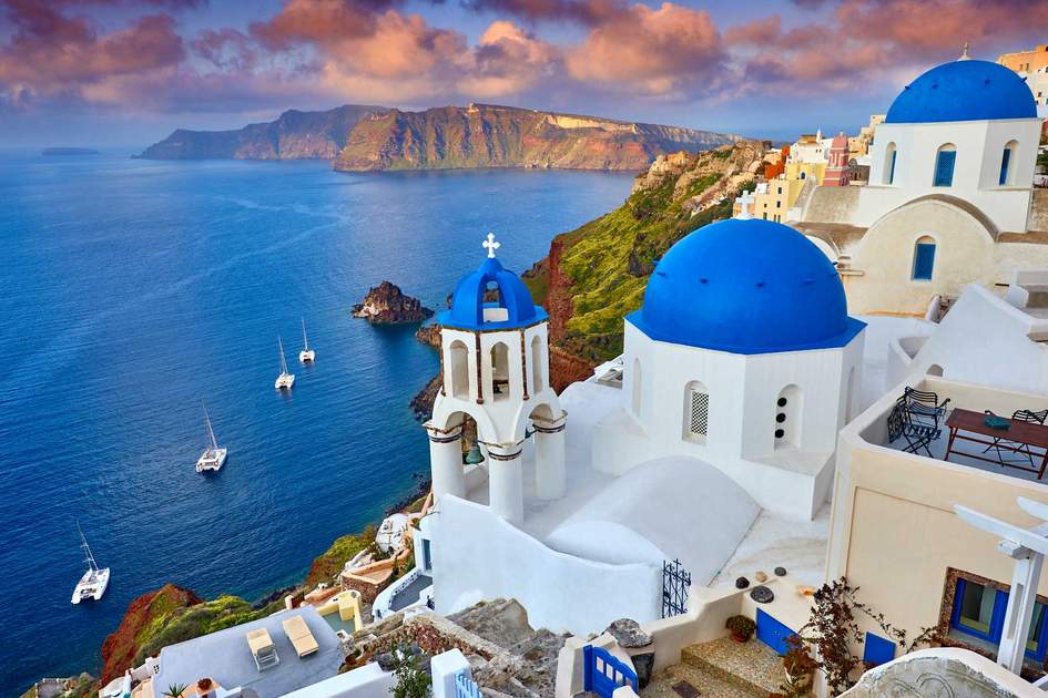 Discovering the Magic of Santorini: Greece’s Most Romantic Island