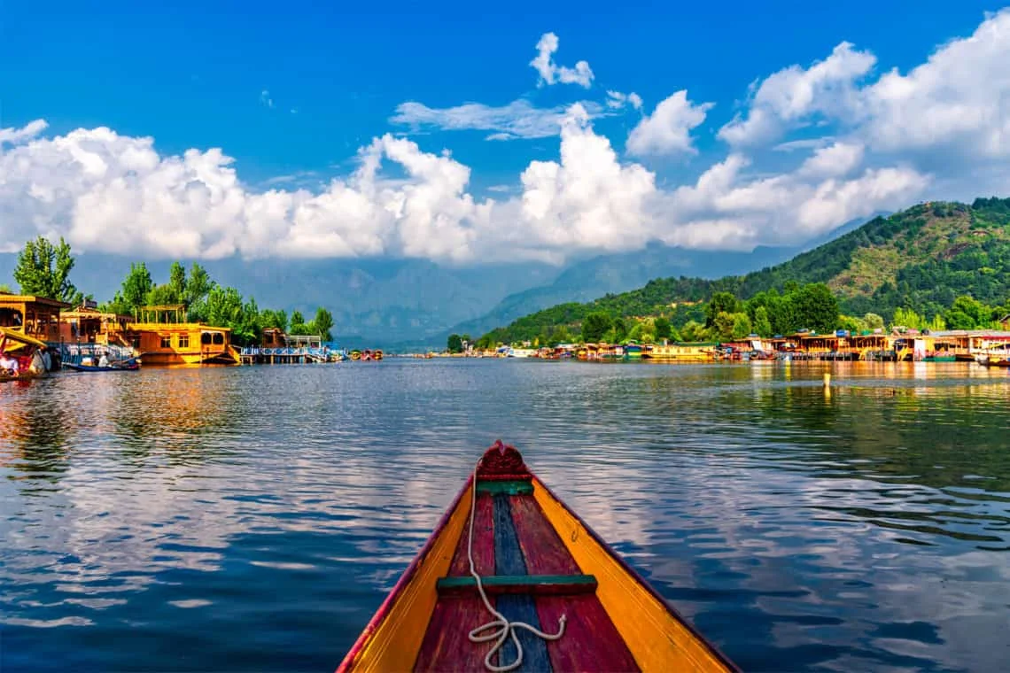 India Travel Guide: Best Destinations & Tour Packages for Every Traveler | Helm Holidays