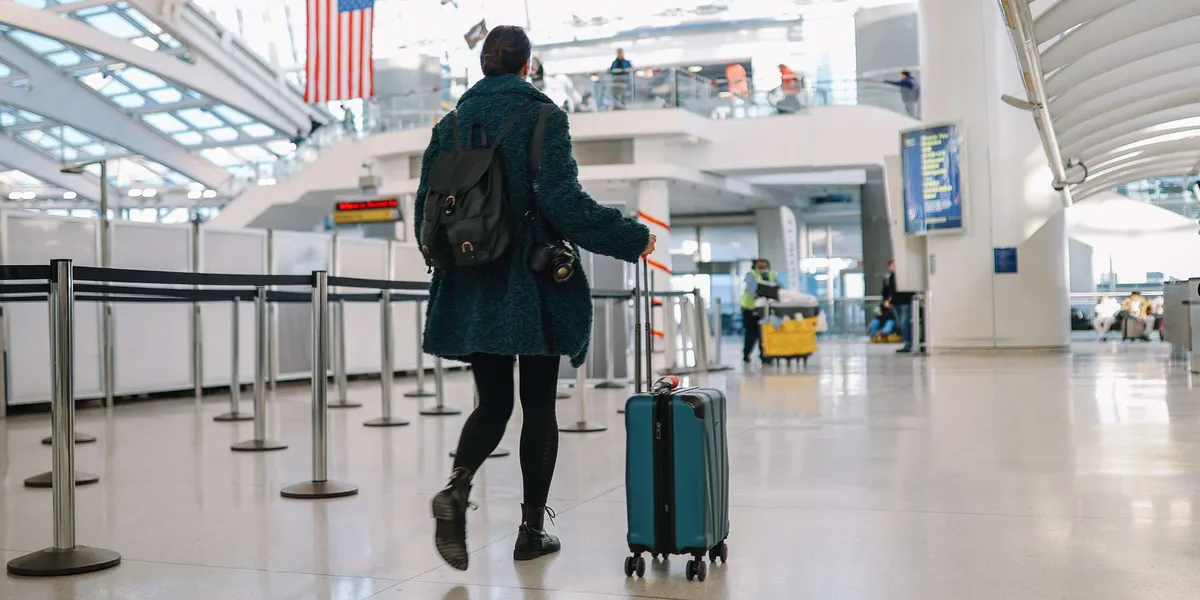 Safe International Travel Destinations in 2026 & Places to Avoid During Conflict | Helm Holidays