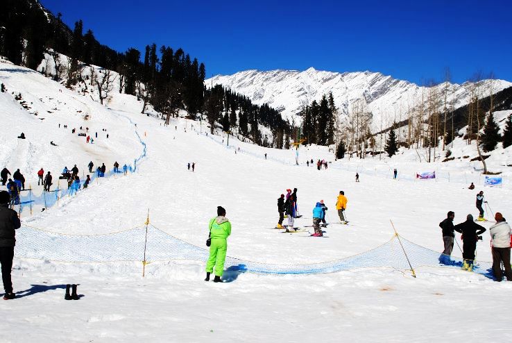 Where to Find Snow in India During Summer 2026 | Best Snow Destinations | Helm Holidays